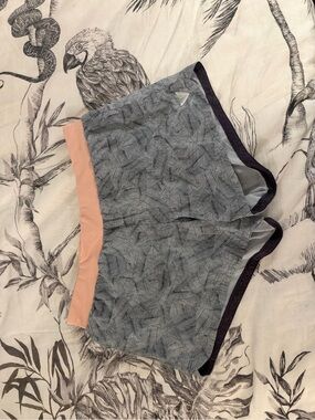 Grey Patterned Athletic Shorts with Peach Waistband